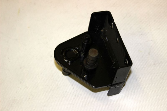 Кронштейн подножки