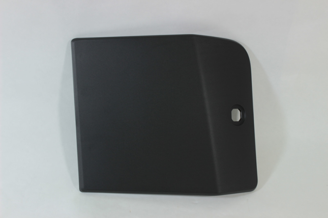 Крышка вещевого ящика