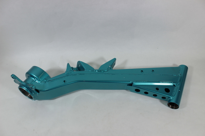 Рычаг маятниковый задний правый (CORAL BLUE)