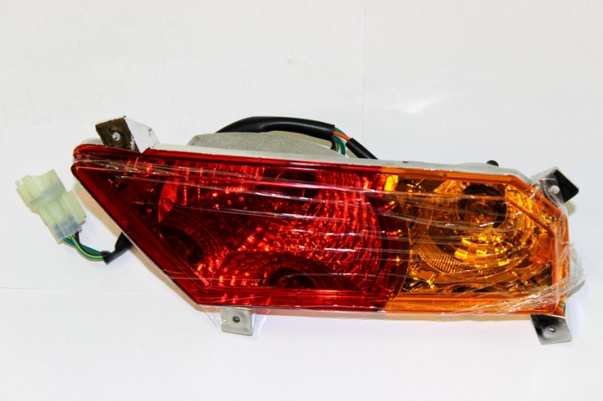 Фонарь задний левый