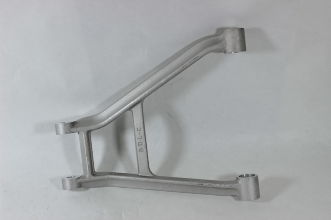 Рычаг задний, левый верхний