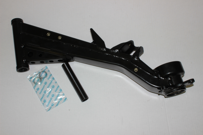 Рычаг задний, левый, в сборе (до 2020 года)