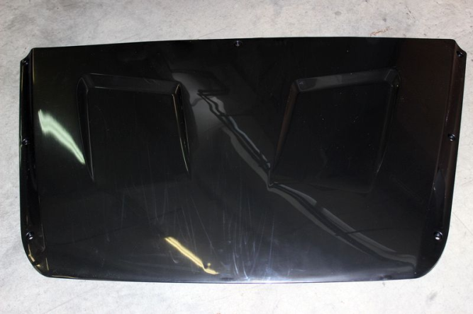 Капот пластиковый (черный)