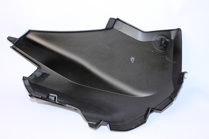 Облицовка воздушного фильтра левая (черный / NEBULA BLACK)