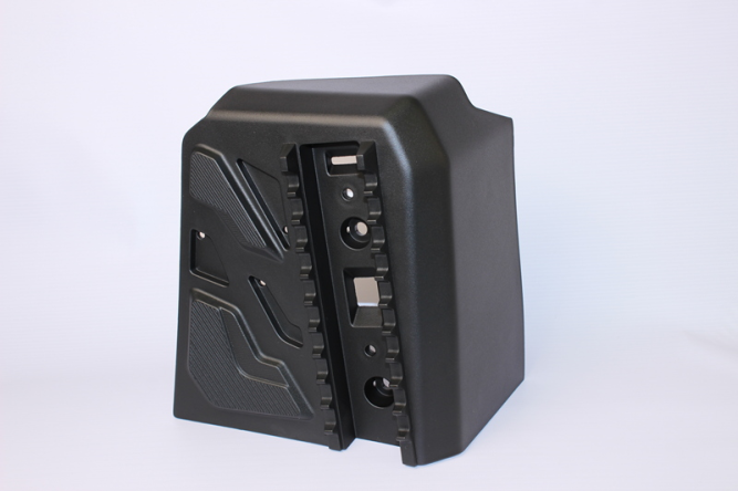 Подножка пассажира левая