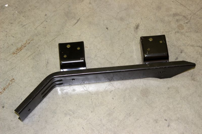 Кронштейн подножки левый