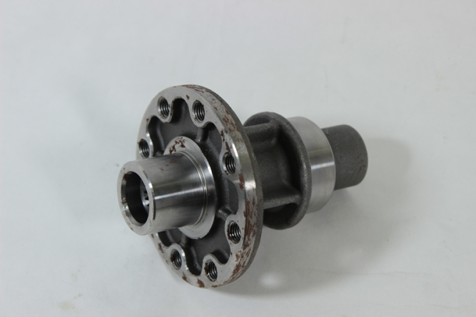 Основание крепления конической шестерни заднего редуктора