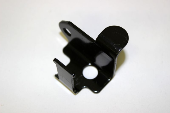 Кронштейн для уст. клапана