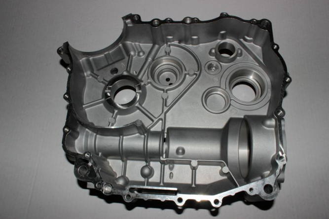 Картер, правая половина (метка А для красных вкладышей)