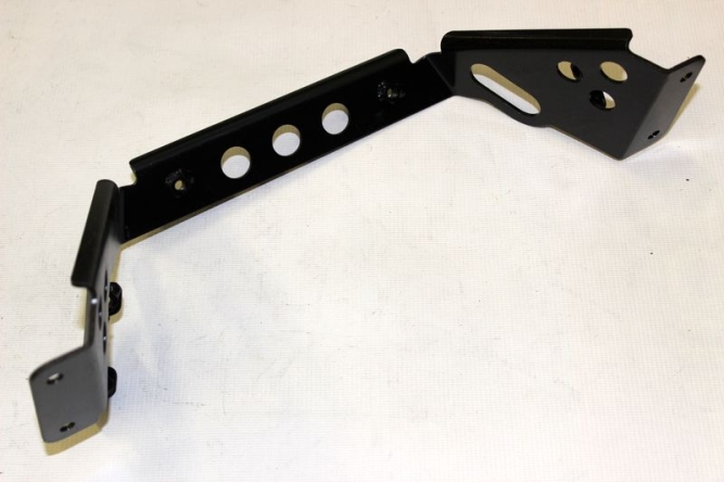 Кронштейн верхний бачка сист. охл.