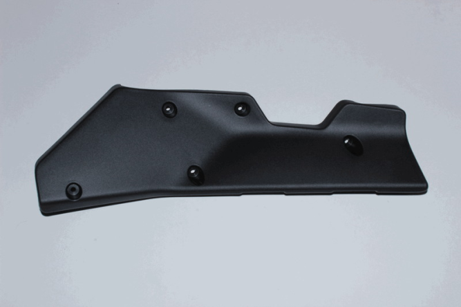 Накладка задней багажной площадки внутренняя правая