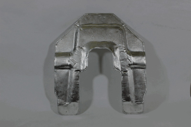 Теплоизолятор задней багажной площадки