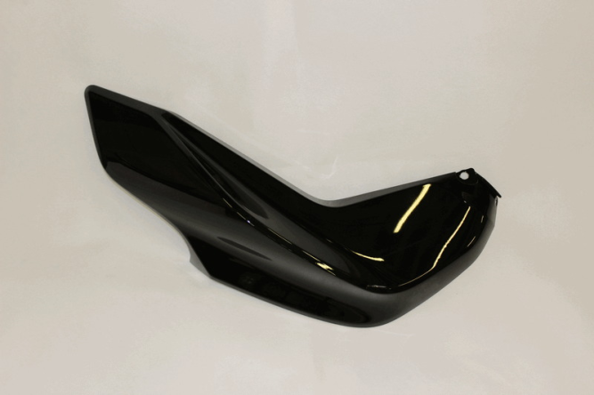 Облицовка топливного бака, правая (NEBULA BLACK)