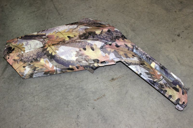 Крыло левое заднее (кленовый камуфляж новый)