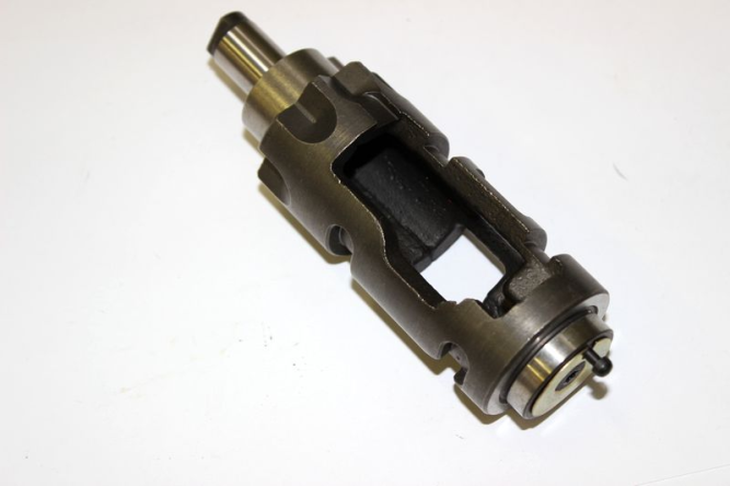 Копирный вал КПП Х8