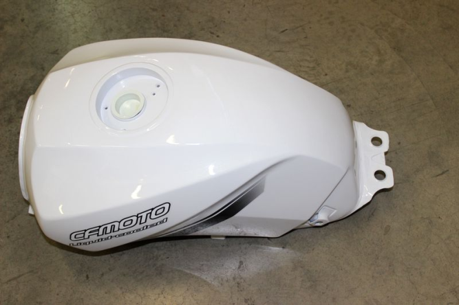 Бак топливный