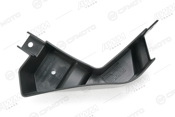 Передняя внтуренняя облицовка