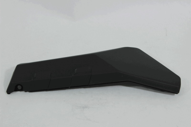 Накладка декортаивная задней багажной площадки правая