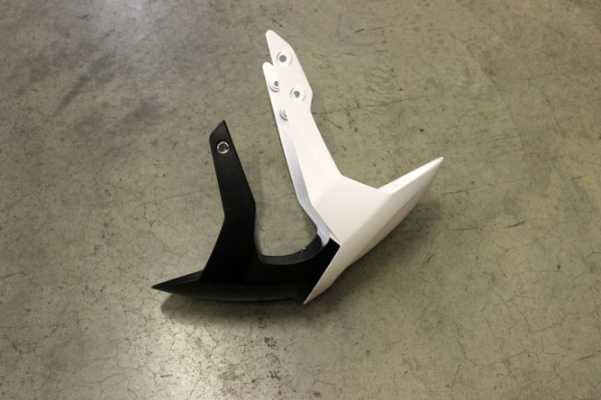 Крыло переднее (белый)