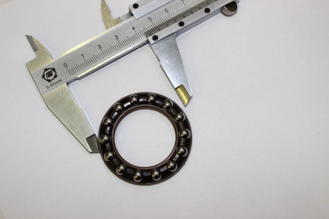 Шарик нижний