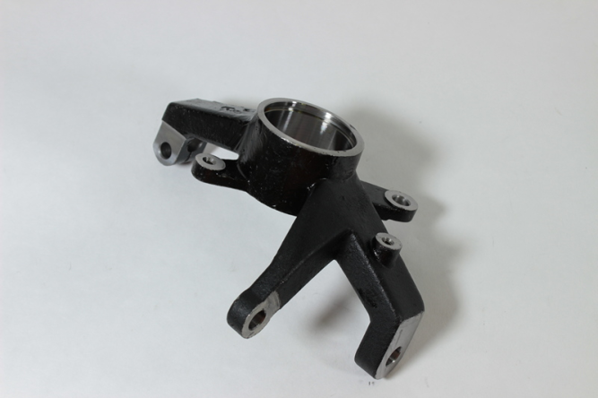 Кулак поворотный, левый