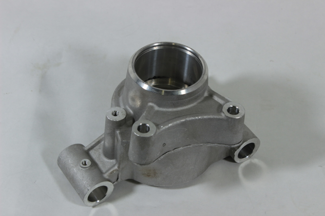 Кулак заднего колеса, правый (для Z10 ЛЕВЫЙ)