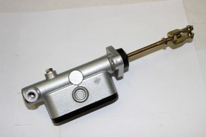 Цилиндр тормозный, главный