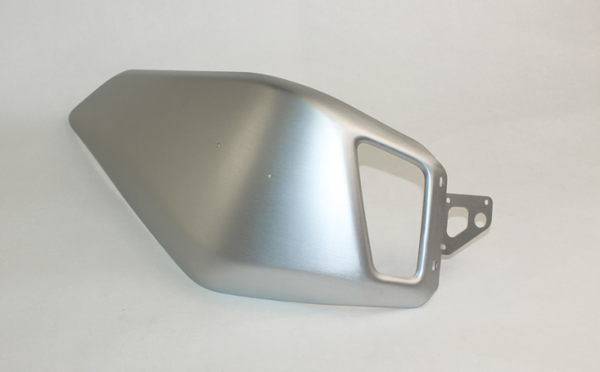 Облицовка бака правая