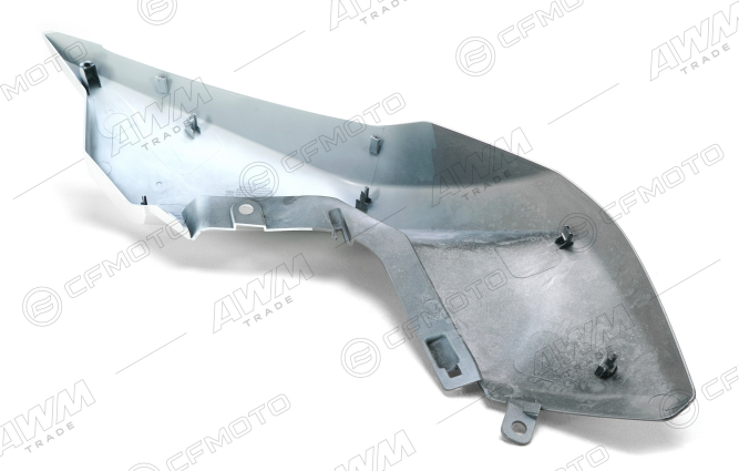 Облицовка топливного бака правая