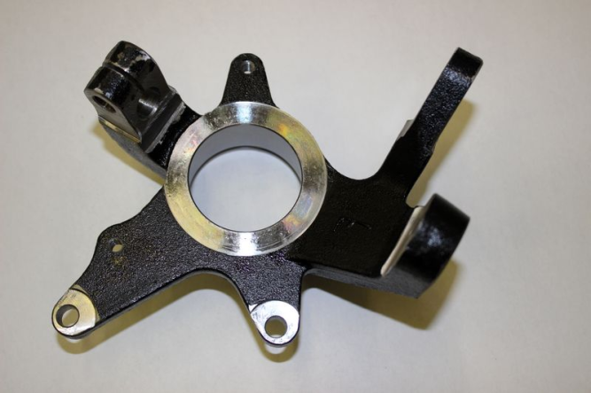 Кулак поворотный, левый