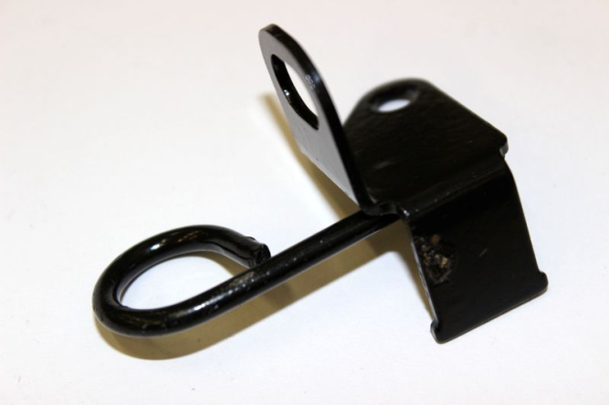 Кронштейн крепления реле поворотов