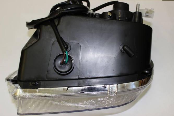 Фара правая, в сборе