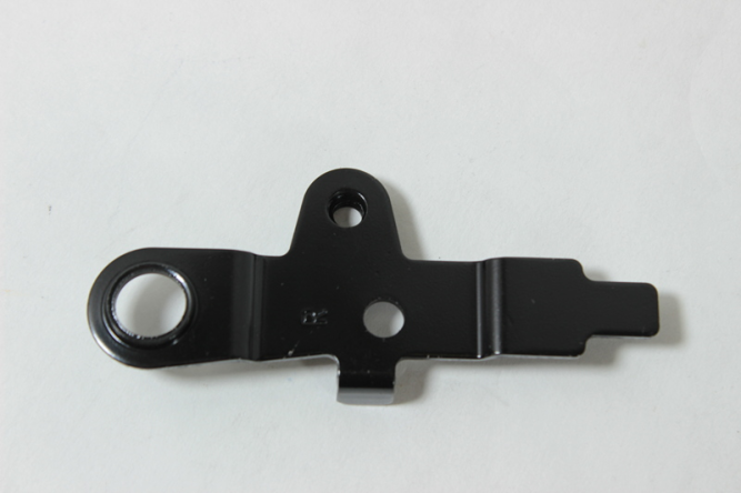 Кронштейн правого отражателя