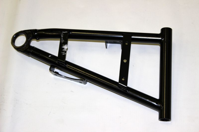 Рычаг передний нижний правый