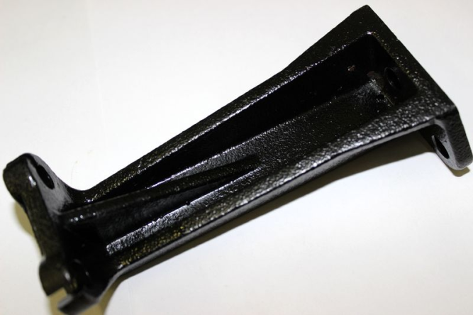 Кронштейн механизма ручного тормоза