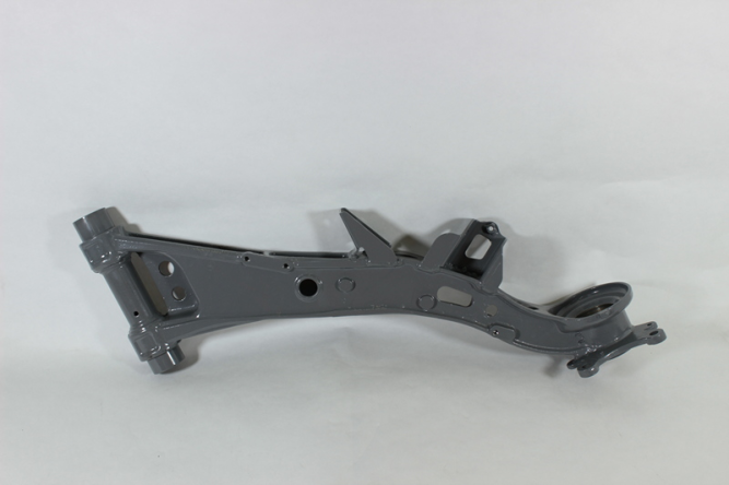 Рычаг маятниковый задний левый (серый / GHOST GRAY)