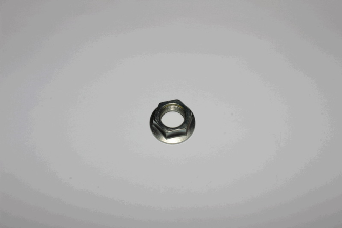 Гайка 18х1,5 L