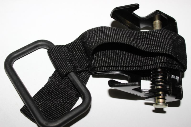 Замок левого сиденья