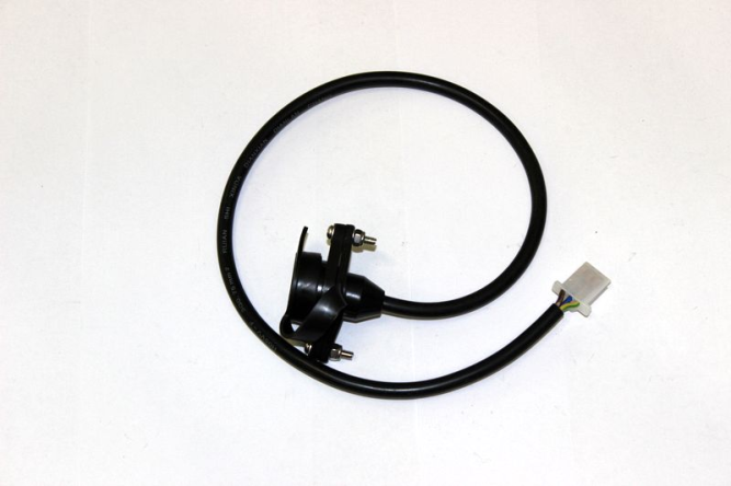 Разъем подключения пульта лебедки