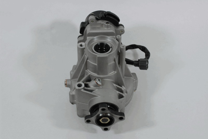 Редуктор передний в сборе