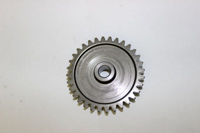 Шестерня промежуточная стартера Х8