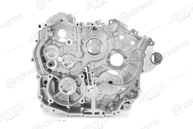 Картер двигателя левый