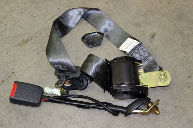 Ремень безопасности левый