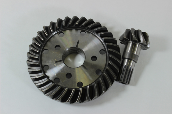 Главная пара заднего редуктора