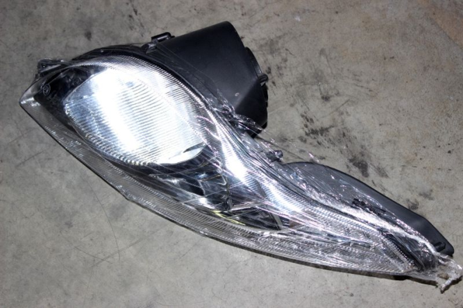 Корпус правой фары