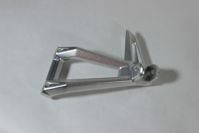 Кронштейн задней подножки, левый