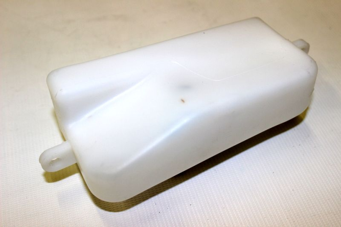 Расширительный бачок системы охлаждения