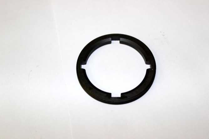 Гайка фасонная подш. зад.части тр.вала Х8