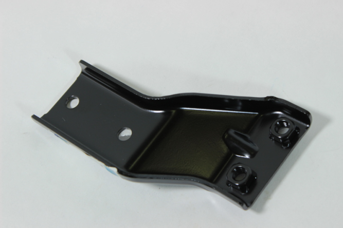 Кронштейн замка фиксатора боковой сети правый