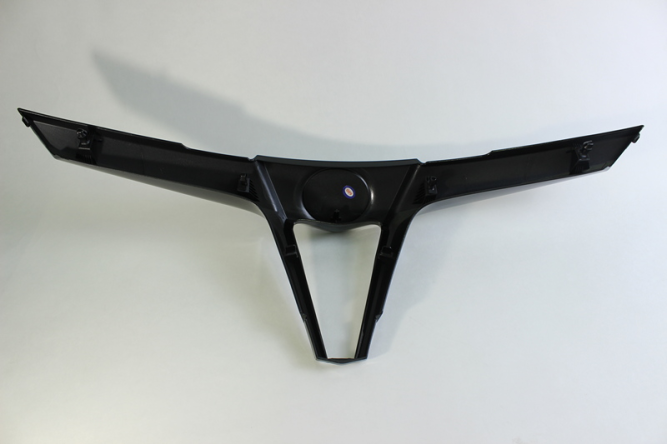 Декоративная накладка передняя центральная (черный / NEBULA BLACK)